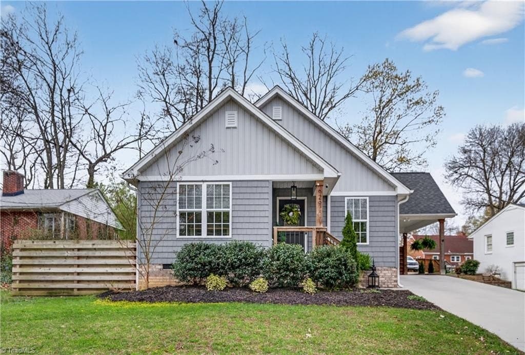 3 bedroom house for sale at 629 Rockspring Rd High Point 27262 - $275,000