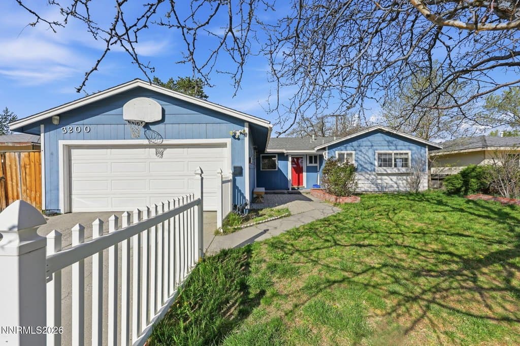 3 bedroom house for sale at 3200 Pine Ln Carson City 89706 - $457,000