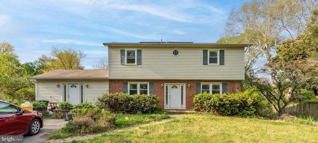 5 bedroom house for sale at 1204 Dicus Mill Rd Millersville 21108 - $250,000