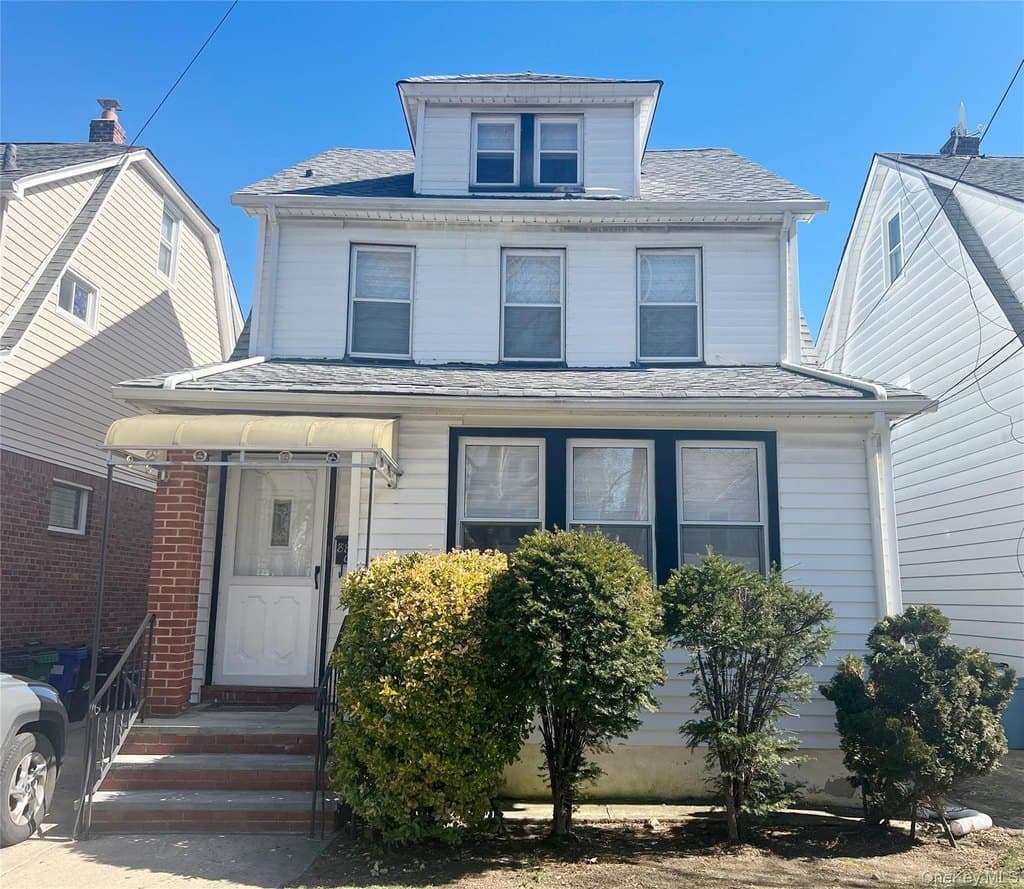 4 bedroom multi-family for sale at 8805 238th St Bellerose - $998,000