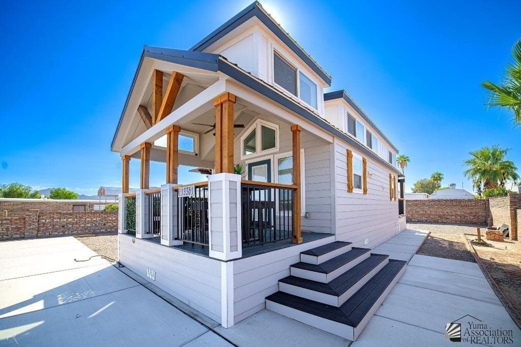 1 bedroom mobile home for sale at 13361 E 50th Dr Yuma 85367 - $199,999