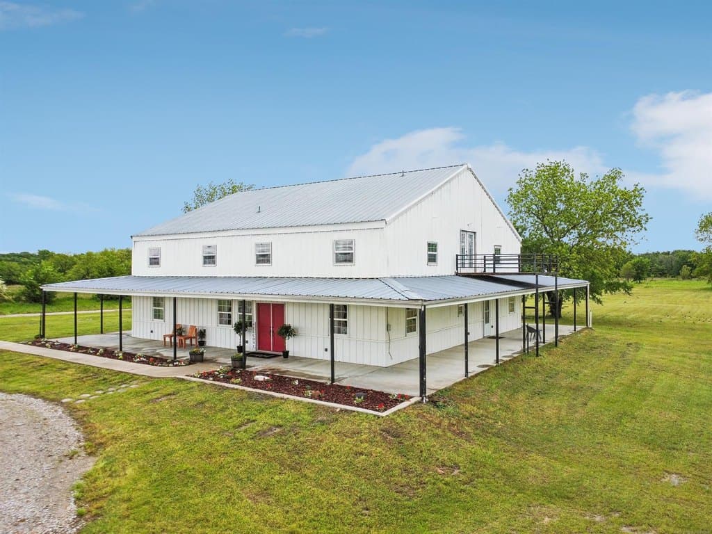 8 bedroom farm for sale at 18132 W 301st St S Bristow - $829,900