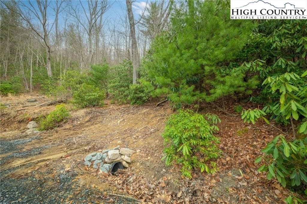 land for sale at 288 Poplar Dr Beech Mountain - $29,900