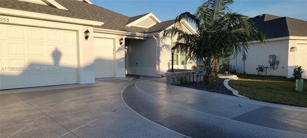 3 bedroom house for sale at 953 Ruhlman Loop Leesburg 34762 - $799,000
