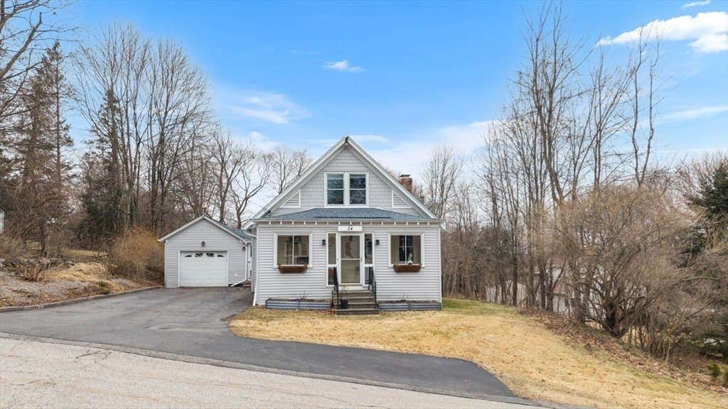 3 bedroom house for sale at 34 Preston Ave Auburn - $415,000