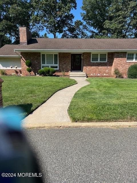 4 bedroom house for sale at 603 Carol Ave Oakhurst - $1,098,000