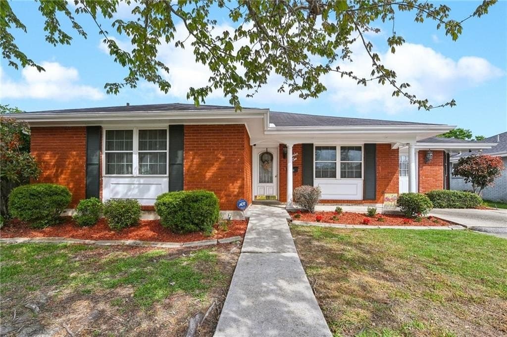 3 bedroom house for sale at 10 Gelpi Ave Kenner 70065 - $250,000