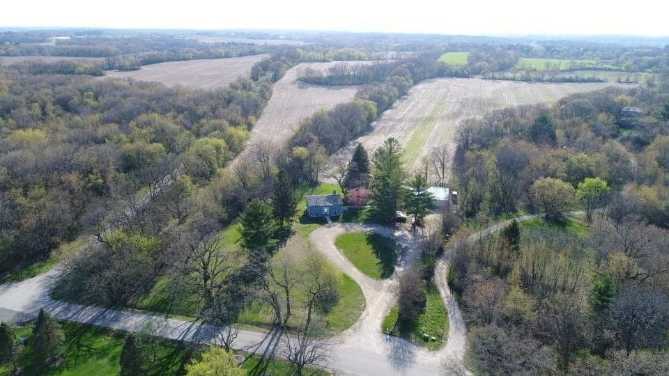 3 bedroom house for sale at N7221 N McCabe Rd Whitewater 53190 - $549,900