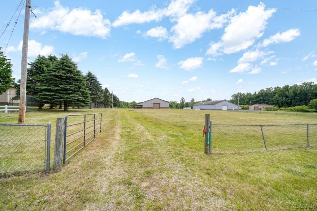 land for sale at 16001 Addison Rd Addison - $425,000