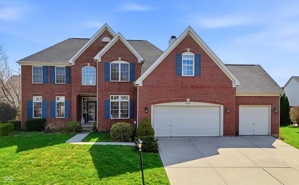 6 bedroom house for sale at 9025 Buttercup Ct Noblesville 46060 - $624,900