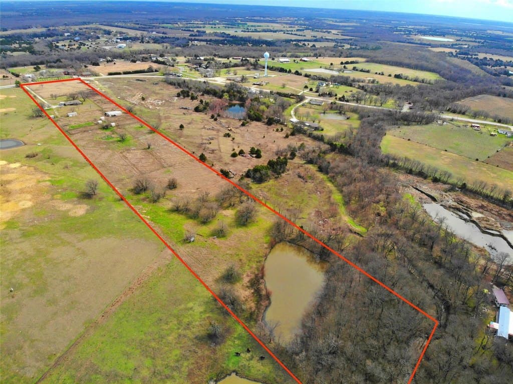 3 bedroom farm for sale at 7397 FM 1377 Blue Ridge - $999,990