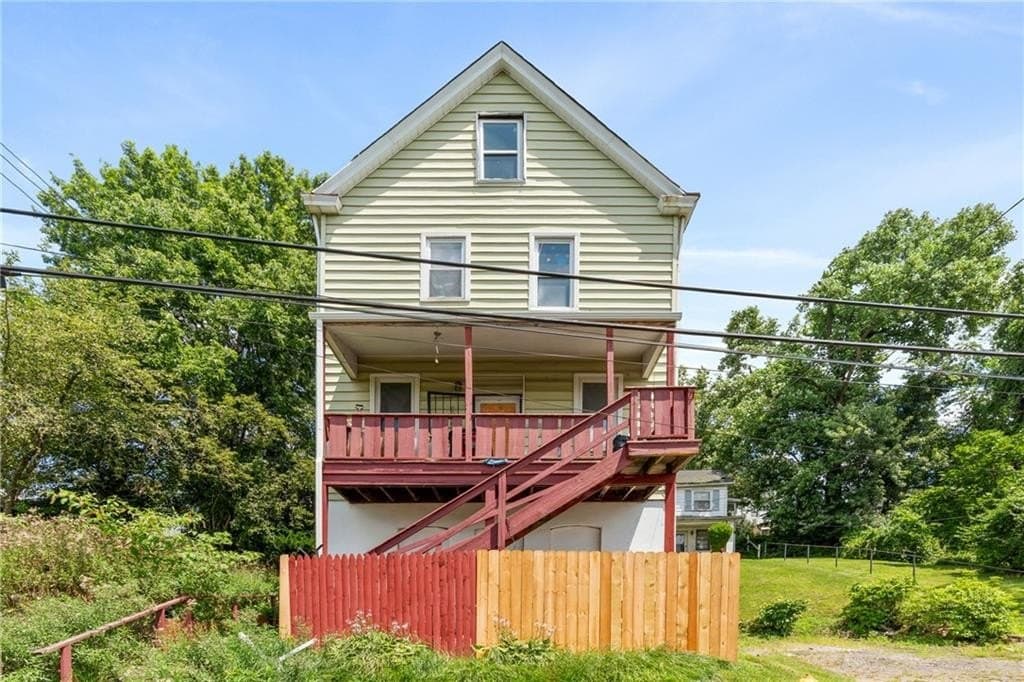 5 bedroom house for sale at 132 Fairview Ave Chalfant - $95,000