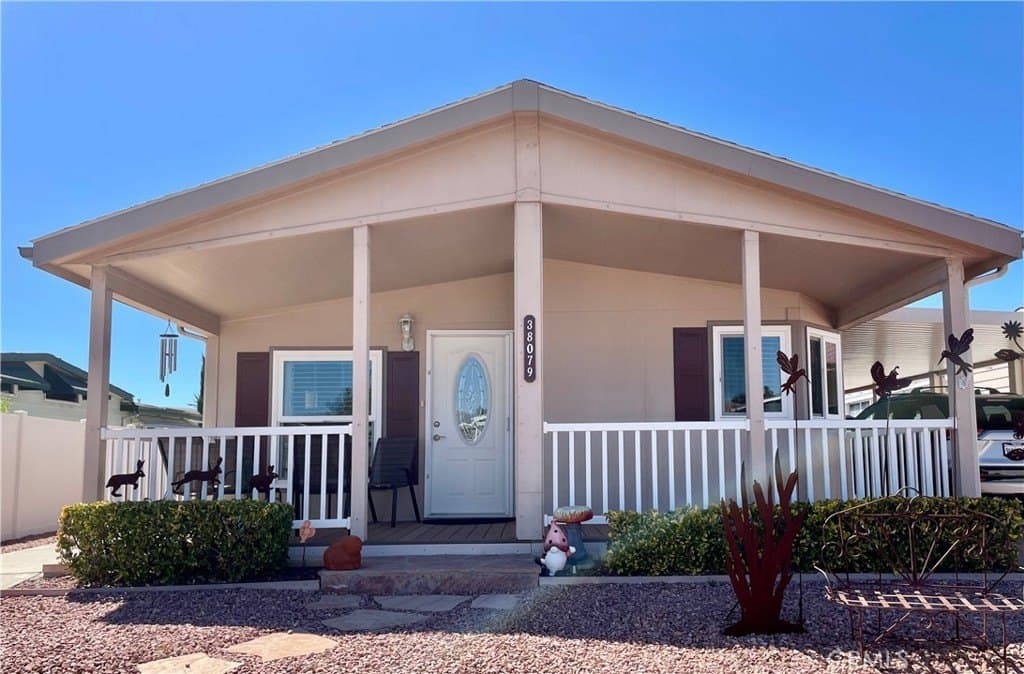 3 bedroom mobile home for sale at 38079 Calle De Amor Murrieta 92563 - $425,000