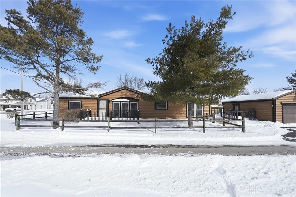 3 bedroom mobile home for sale at 3390 State Route 72 N Bowersville - $225,000