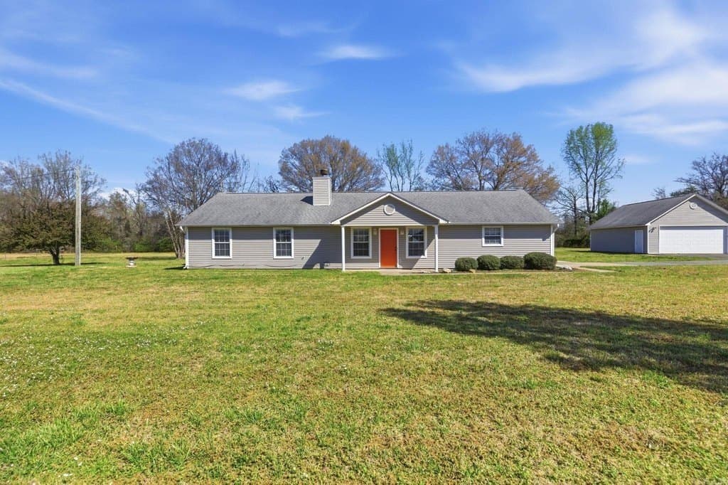 3 bedroom house for sale at 8701 Centennial Rd Jacksonville 72076 - $225,000