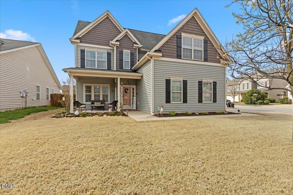 4 bedroom house for sale at 354 Leyland Cypress Ln Fuquay-Varina 27526 - $410,000