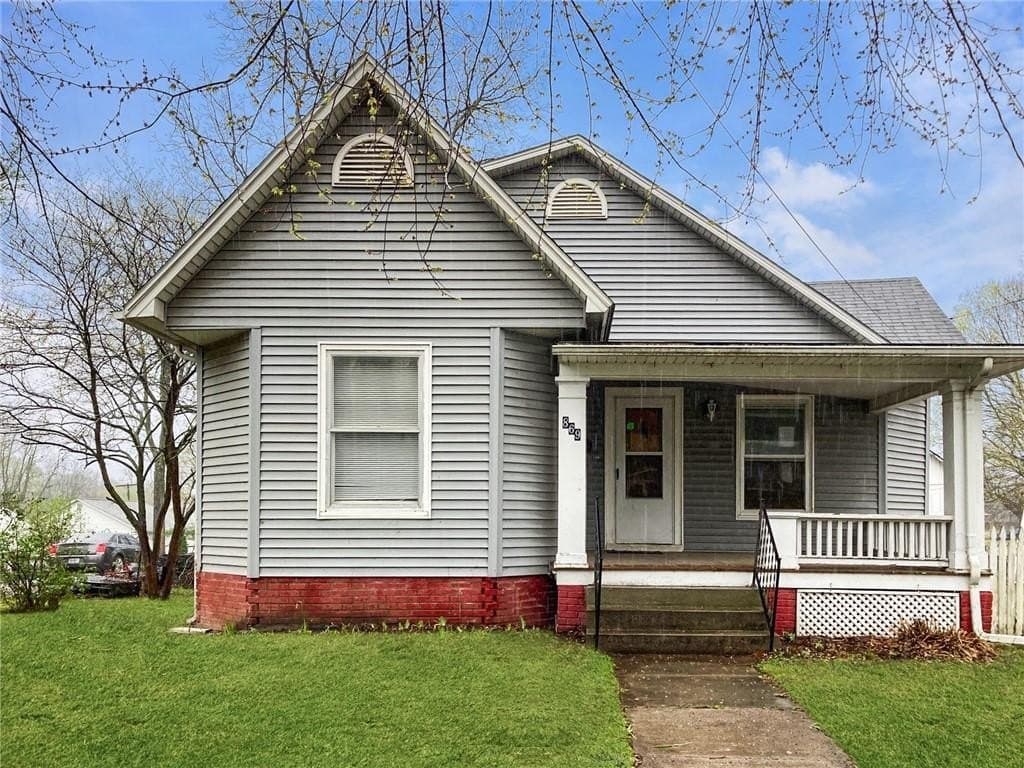 3 bedroom house for sale at 869 S Redman Ave Marshall 65340 - $119,900