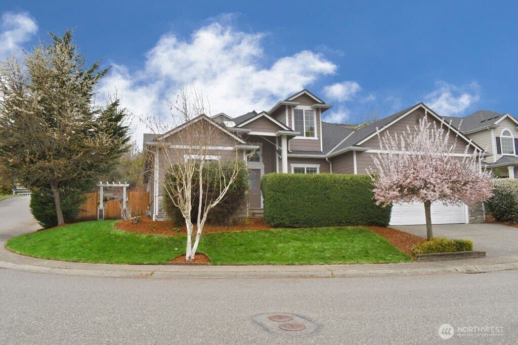 3 bedroom house for sale at 1546 Rockcreek Ln SW Tumwater 98512 - $645,000
