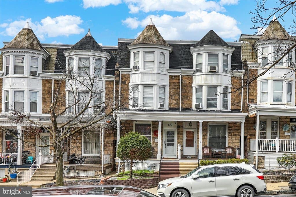 4 bedroom townhouse for sale at 820 N 2nd St Reading 19601 - $249,900