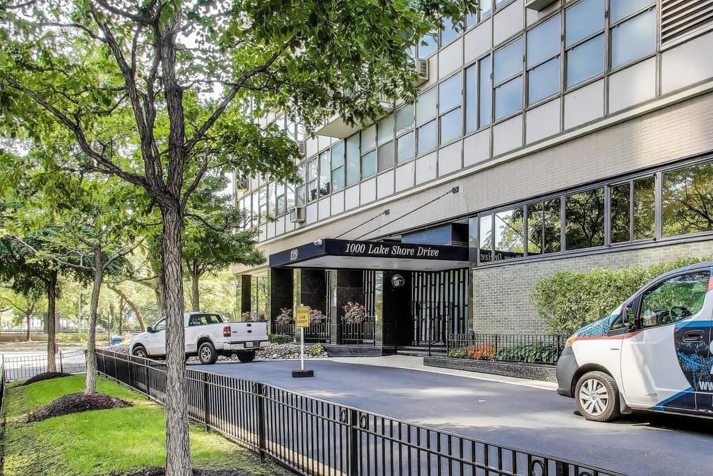2 bedroom condo for sale at 1000 N Lake Shore Dr Unit 2009 Chicago - $499,000