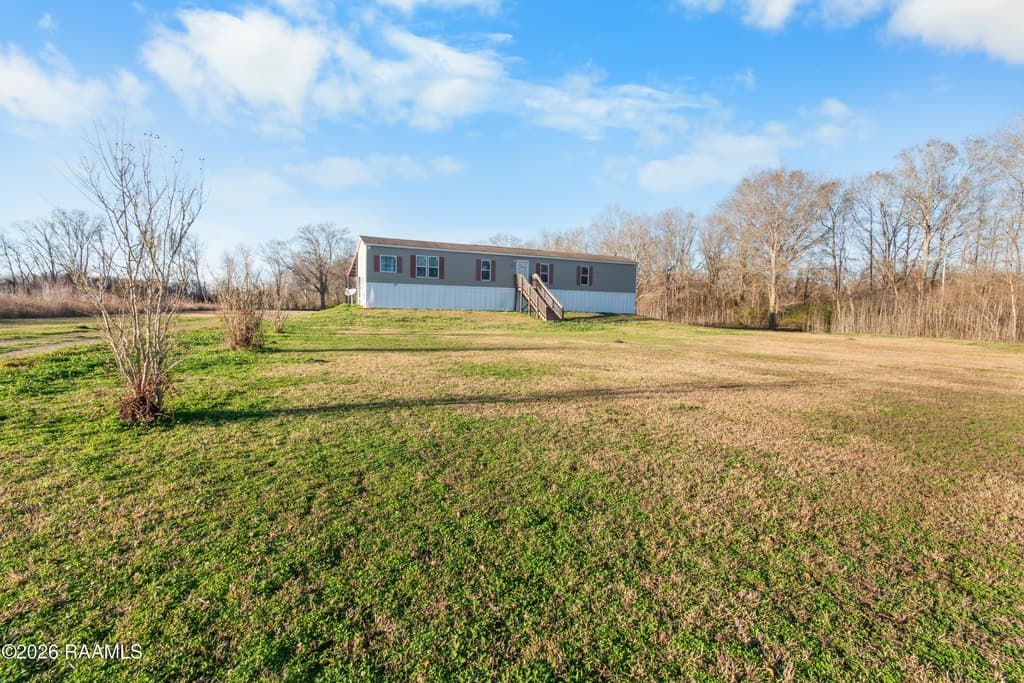 3 bedroom mobile home for sale at 1171 Charles Marks Rd Arnaudville - $139,000
