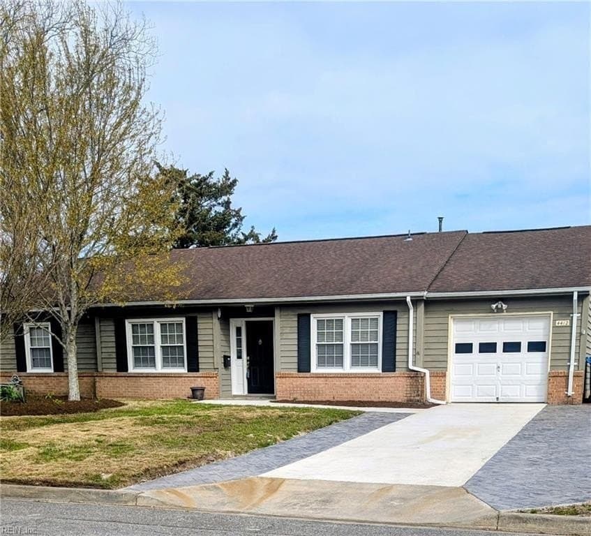4 bedroom house for sale at 4412 Paul Jones Ln Virginia Beach - $420,000