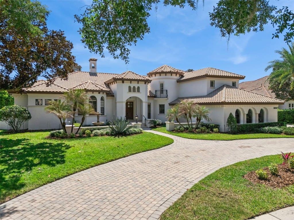 6 bedroom house for sale at 11026 Coniston Way Windermere 34786 - $2,150,000
