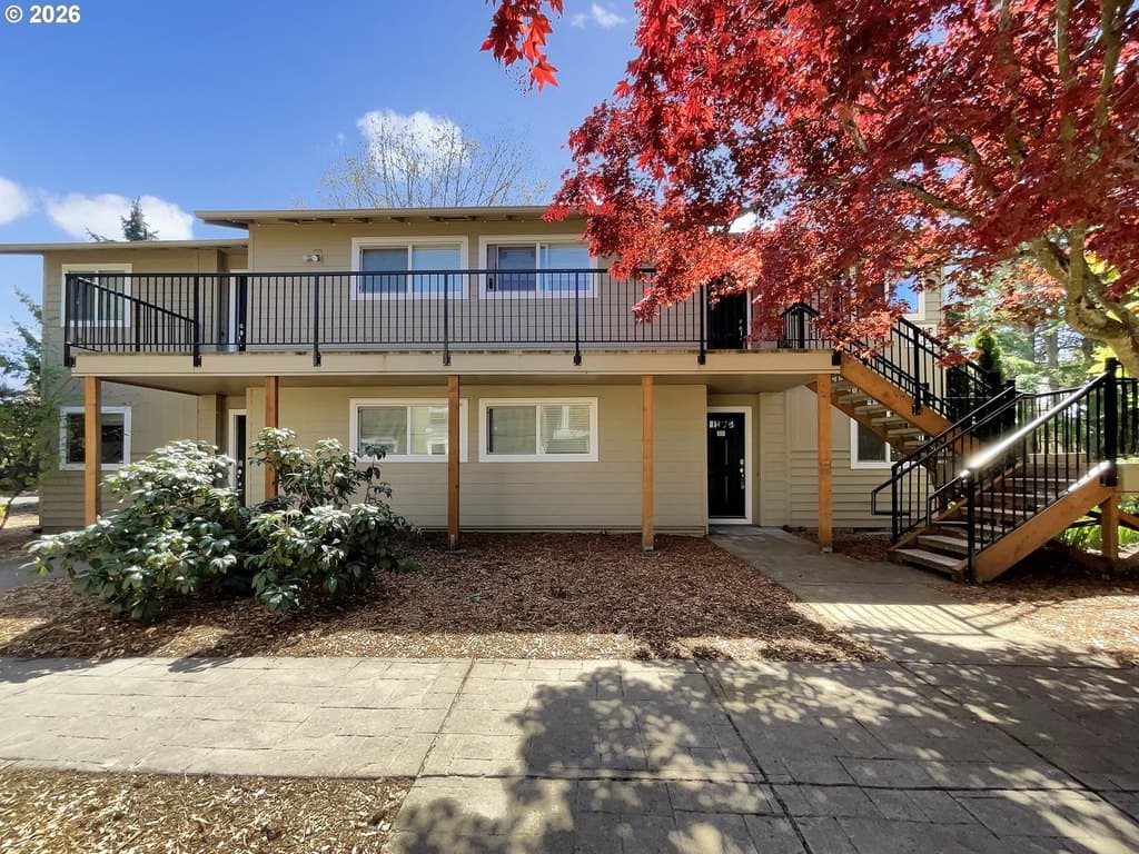 2 bedroom condo for sale at 1914 NW 143rd Ave Apt 25 Cedar Mill - $236,000