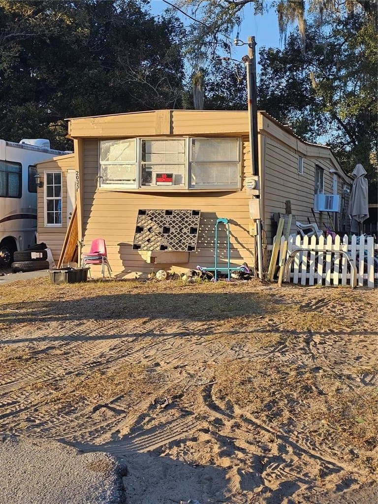 2 bedroom mobile home for sale at 20351 Greenwing Rd Altoona - $70,000