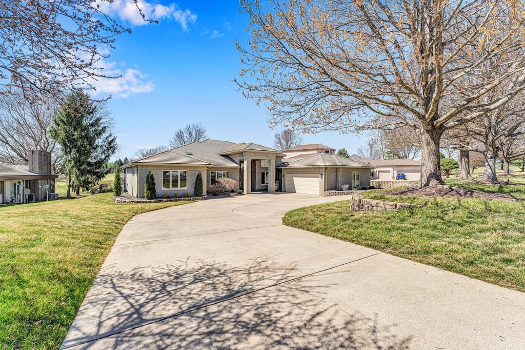 3 bedroom house for sale at 5197 S Stonehaven Dr Springfield 65809 - $1,175,000