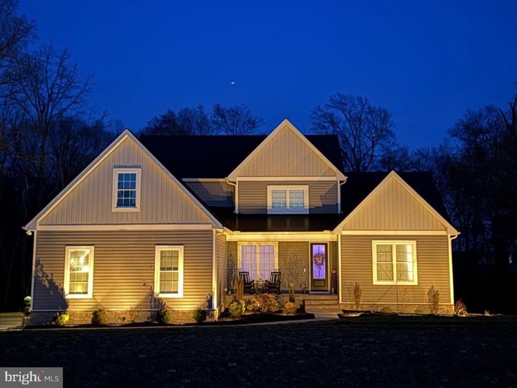 4 bedroom house for sale at 115 Thicket Ct Centreville - $849,900