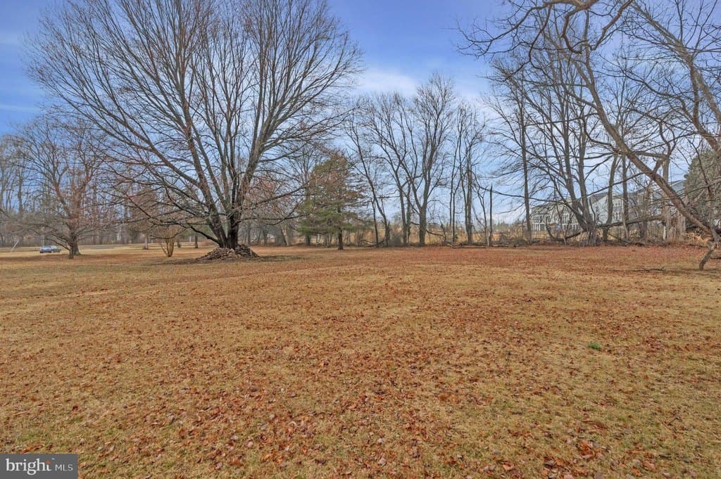 land for sale at S King St Leesburg 20175 - $500,000