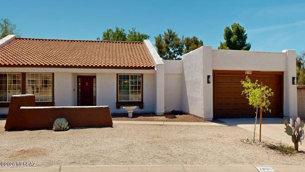 3 bedroom house for sale at 7800 E Camino Los Brazos Catalina Foothills - $465,000