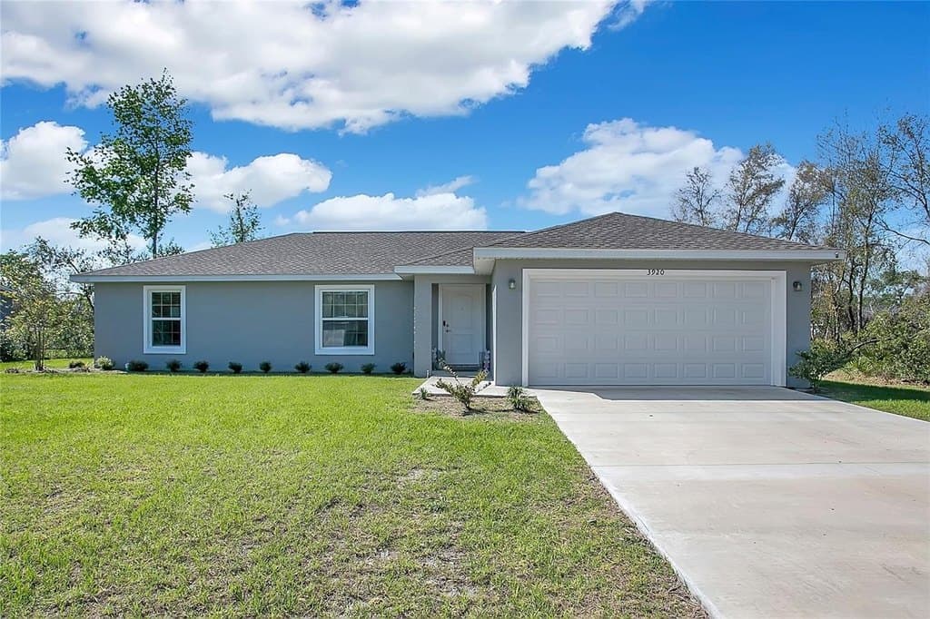 3 bedroom house for sale at 3920 SW 138th St Ocala - $279,900
