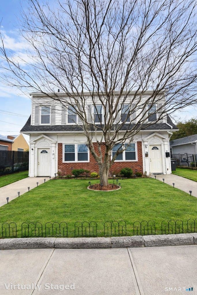 4 bedroom multi-family for sale at 17 Davis St New Haven - $550,000
