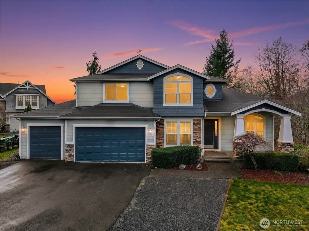 4 bedroom house for sale at 9806 Trombley Rd Chain Lake - $1,049,950