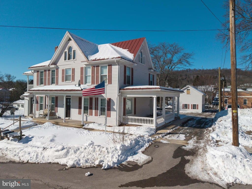 2 bedroom townhouse for sale at 30 W McClure St Bloomfield - $198,900