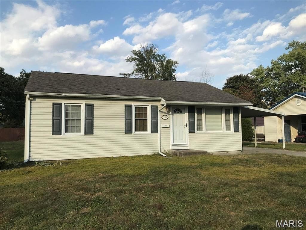 3 bedroom house for sale at 211 Easy St Chaffee - $132,900