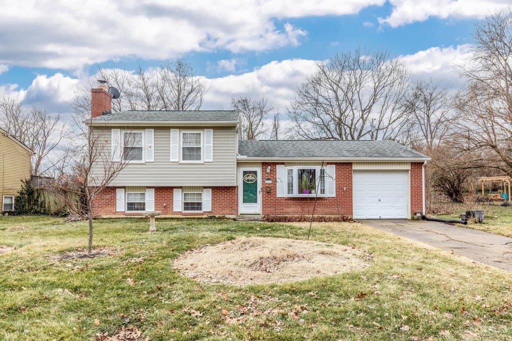 3 bedroom house for sale at 2317 Magdalena Dr New Burlington 45231 - $200,000