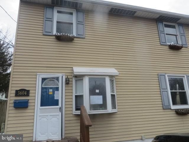 4 bedroom house for sale at 3604 Newportville Rd Bristol - $290,500