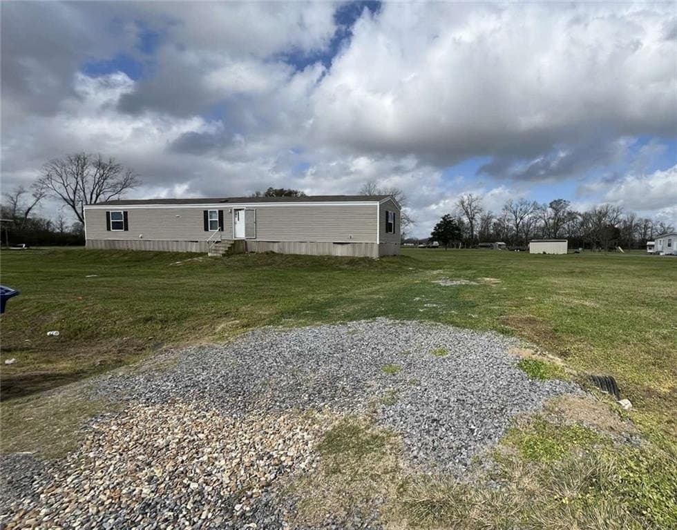 4 bedroom mobile home for sale at 1112 Lena Dr Arnaudville - $129,900
