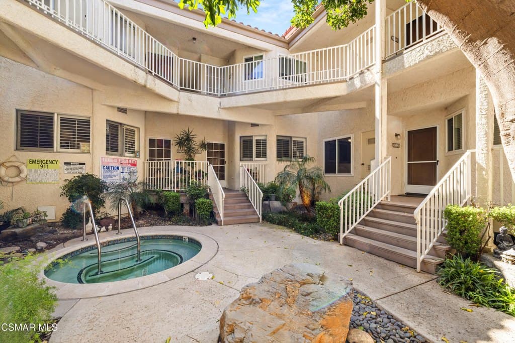 1 bedroom condo for sale at 3354 Darby St Unit 313 Simi Valley 93063 - $449,000