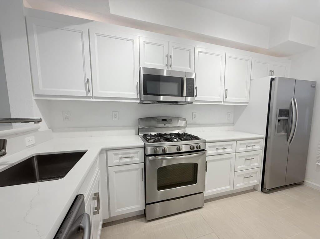 2 bedroom condo for sale at 313 Crescent Ct Brisbane - $698,000
