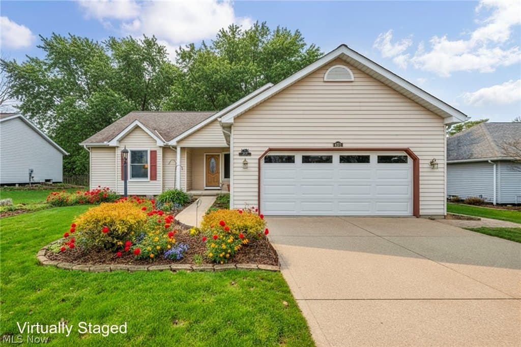 3 bedroom house for sale at 4171 Sterling Station Dr Brunswick 44212 - $345,000