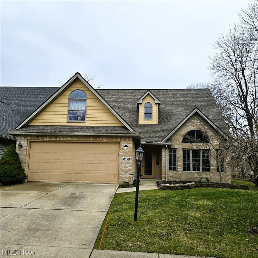 3 bedroom house for sale at 22693 Melissa Ln Strongsville 44149 - $349,900