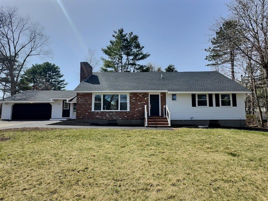 4 bedroom house for sale at 101 Highfields Rd Abington - $875,000