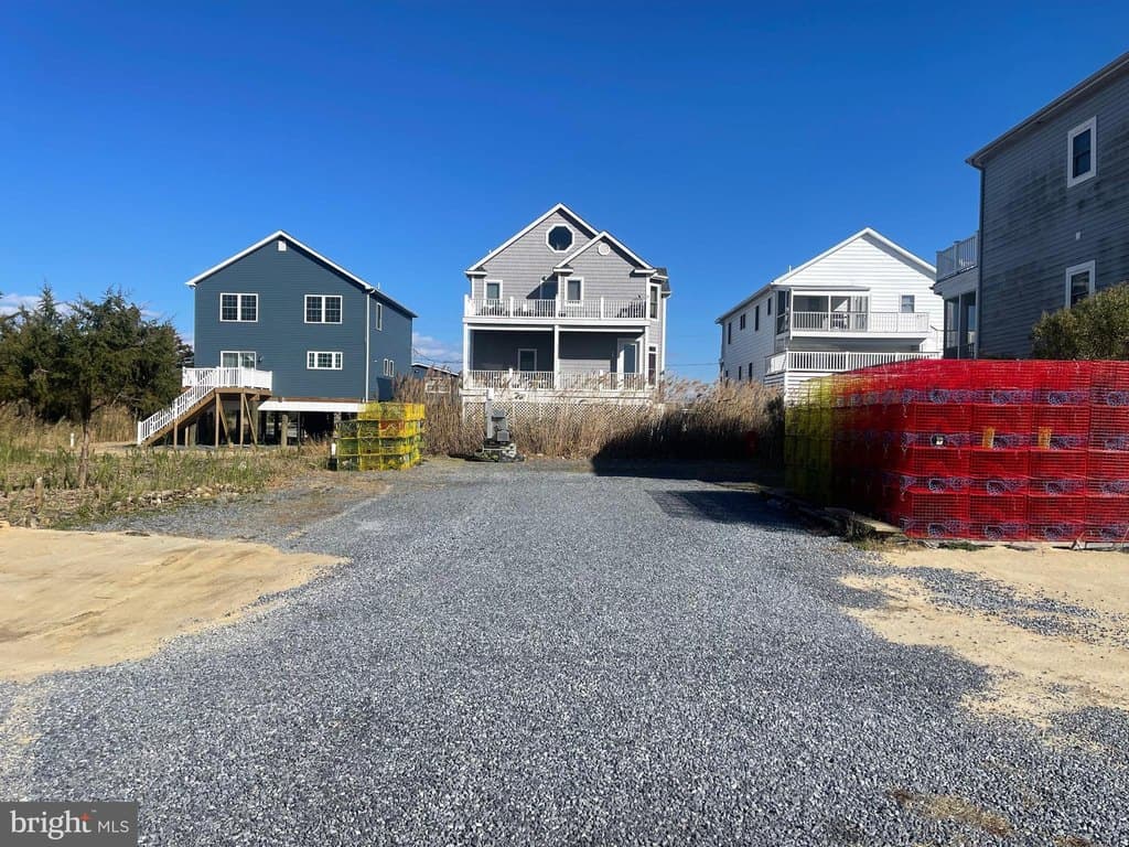 land for sale at N Flack Ave Bowers - $180,000