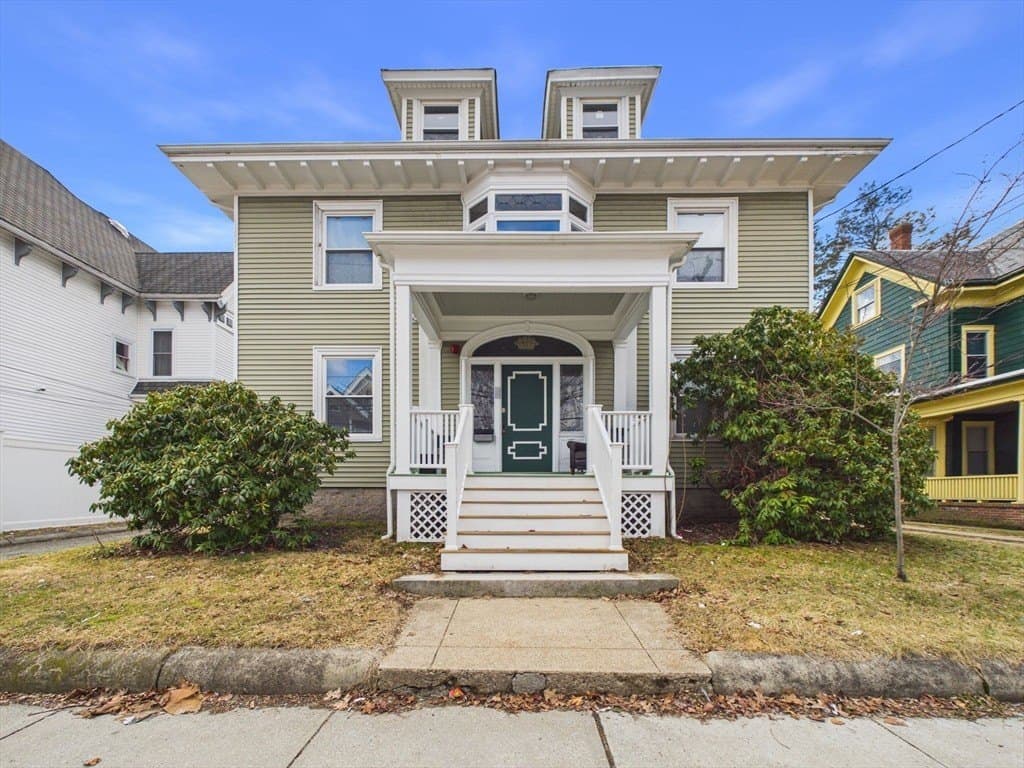 8 bedroom multi-family for sale at 26 South St Brockton - $949,900
