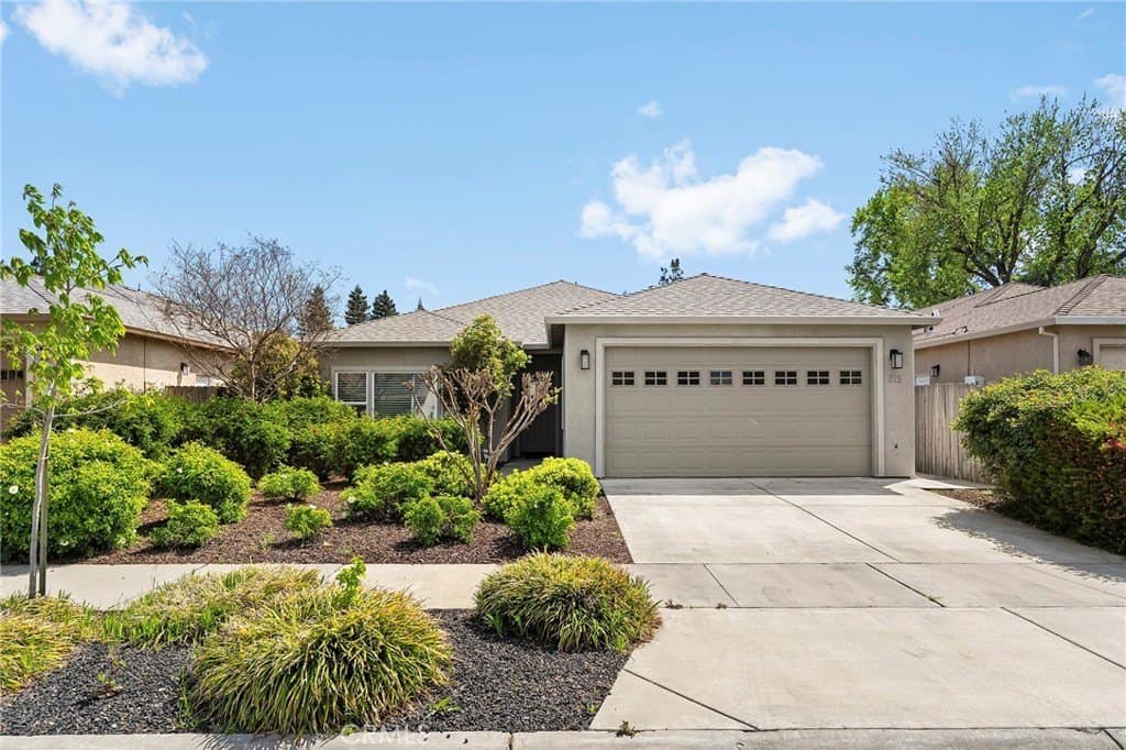3 bedroom house for sale at 215 Danielson Ln Chico 95973 - $469,000