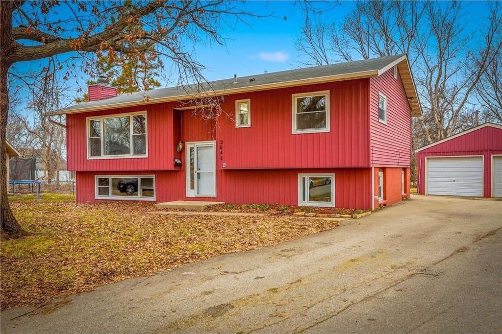 4 bedroom house for sale at 2041 Northgate Ct NW Rochester - $315,000
